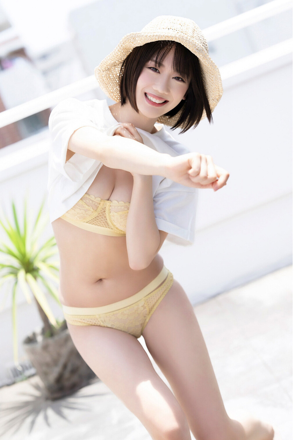 あかせあかり・吉澤遥奈・新唯, FLASH 2024.07.16 (フラッシュ 2024年7月16日号) Cover Photo