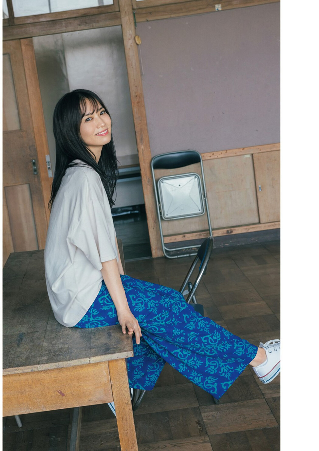Yui Ichikawa 市川由衣, Young Jump 2024 No.35 (ヤングジャンプ 2024年35号)