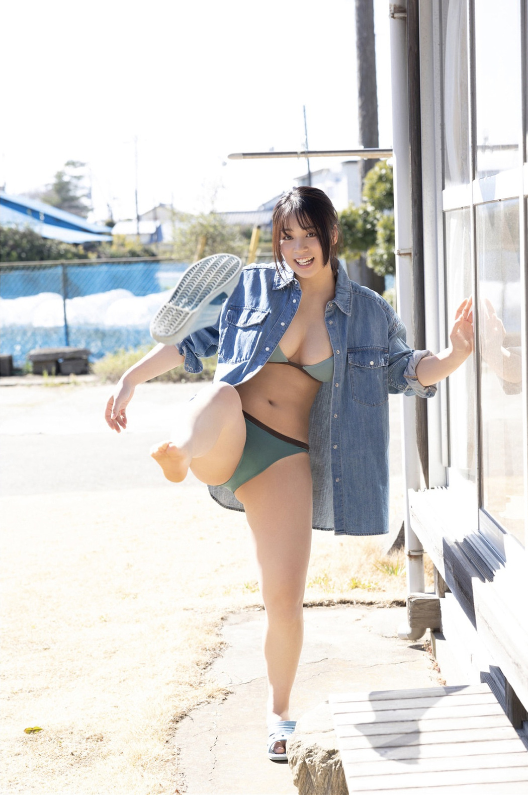 Miyabi Yamaoka 山岡雅弥, FRIDAYデジタル写真集 「彼女と暮らせば Part:2」 Set.02