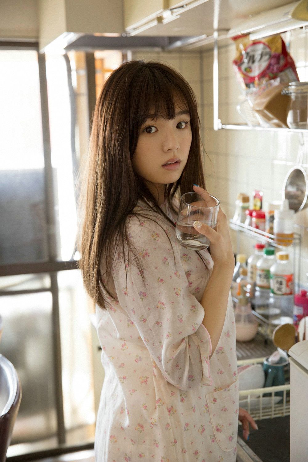Ai Shinozaki "In The Room" [YS Web] Vol.629 Cover Photo