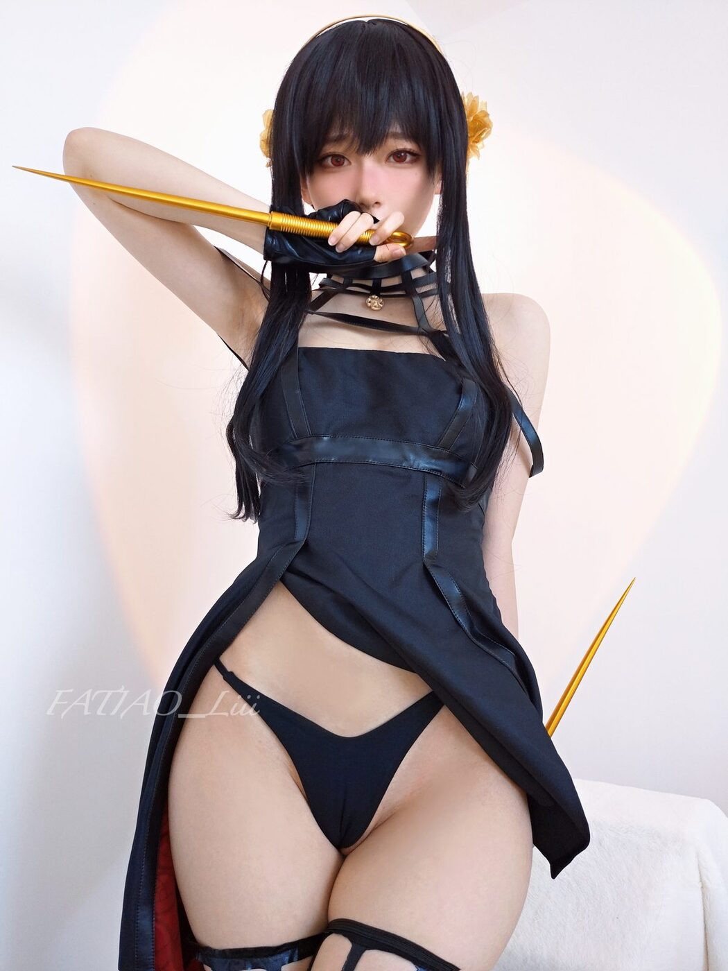 Coser@发条少女 迷之呆梨 Fatiao Liii – 自撮り写真 Yor Forger 约尔·福杰