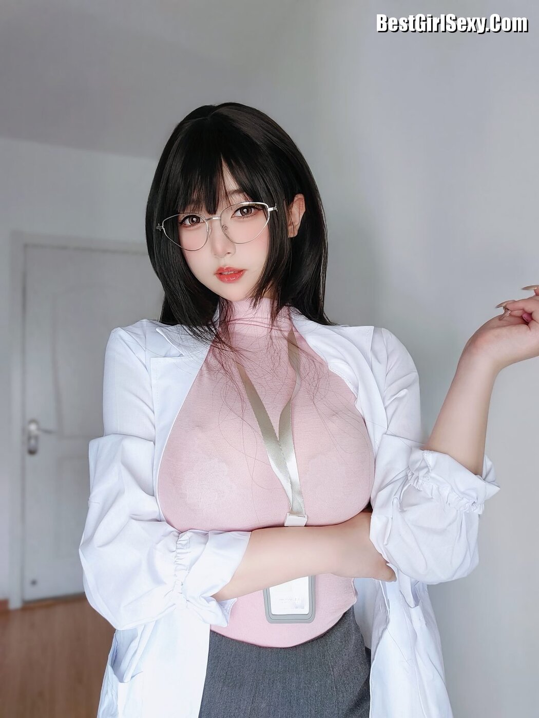 Coser@女主K – 保健医师