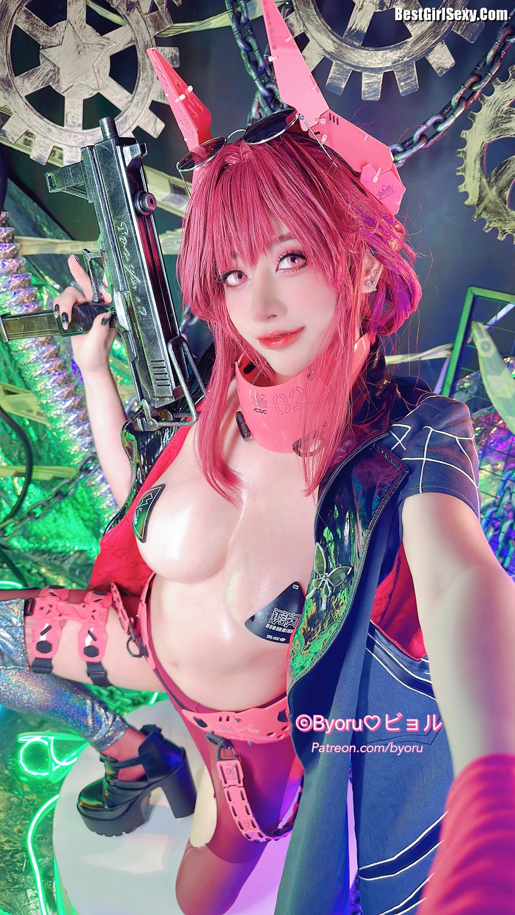 Coser@Byoru – Kafka Cyberpink