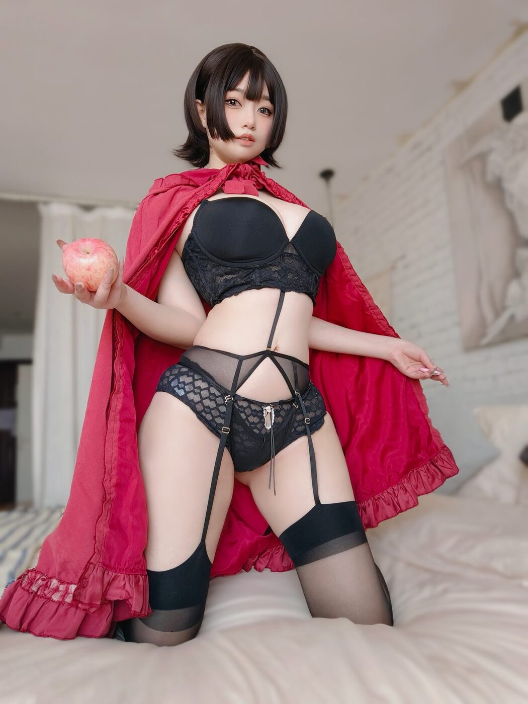 Coser@女主K – 小红帽和红苹果