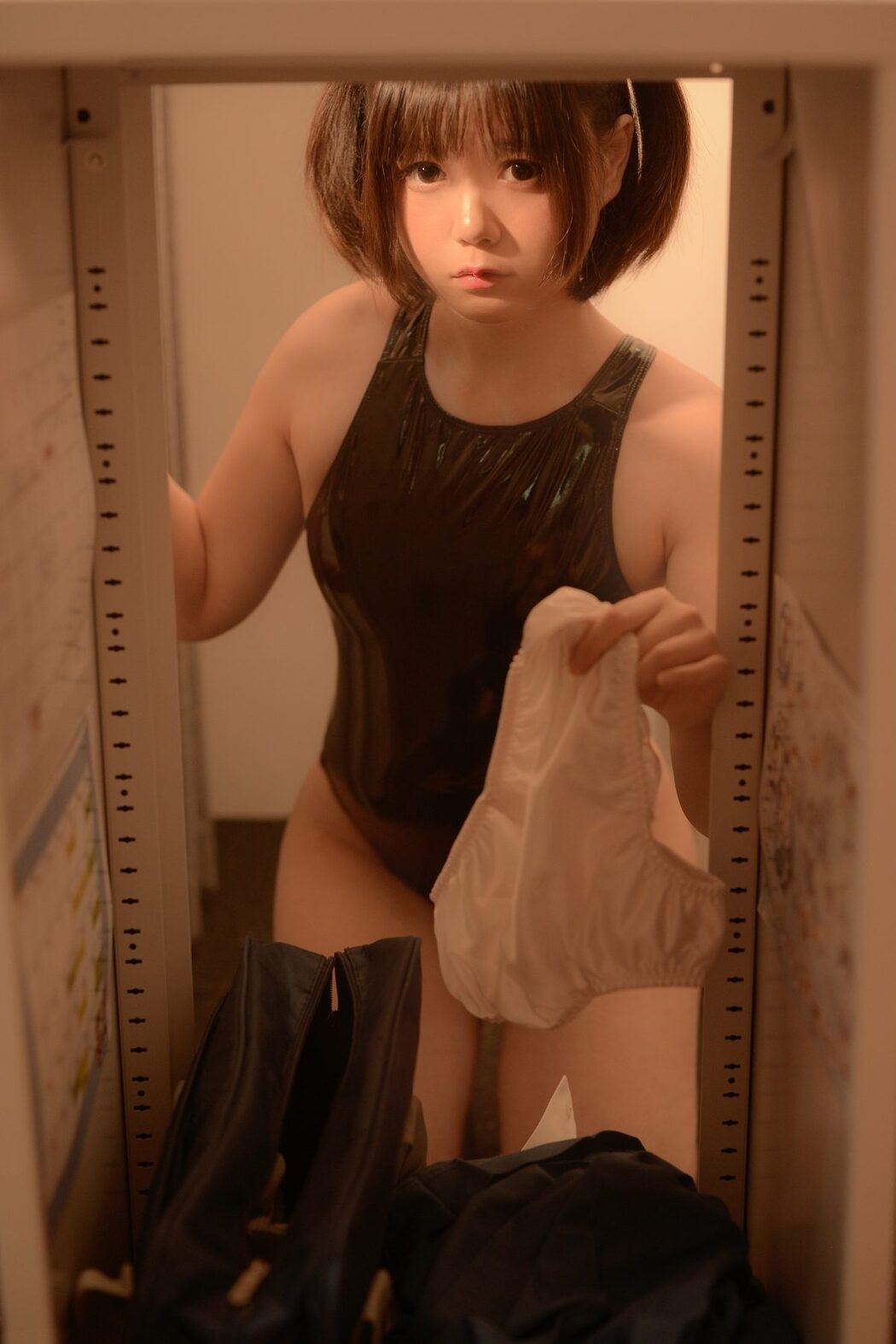 Coser@きょう肉肉 Latex Catsuit Girl ラテックス 動画入り