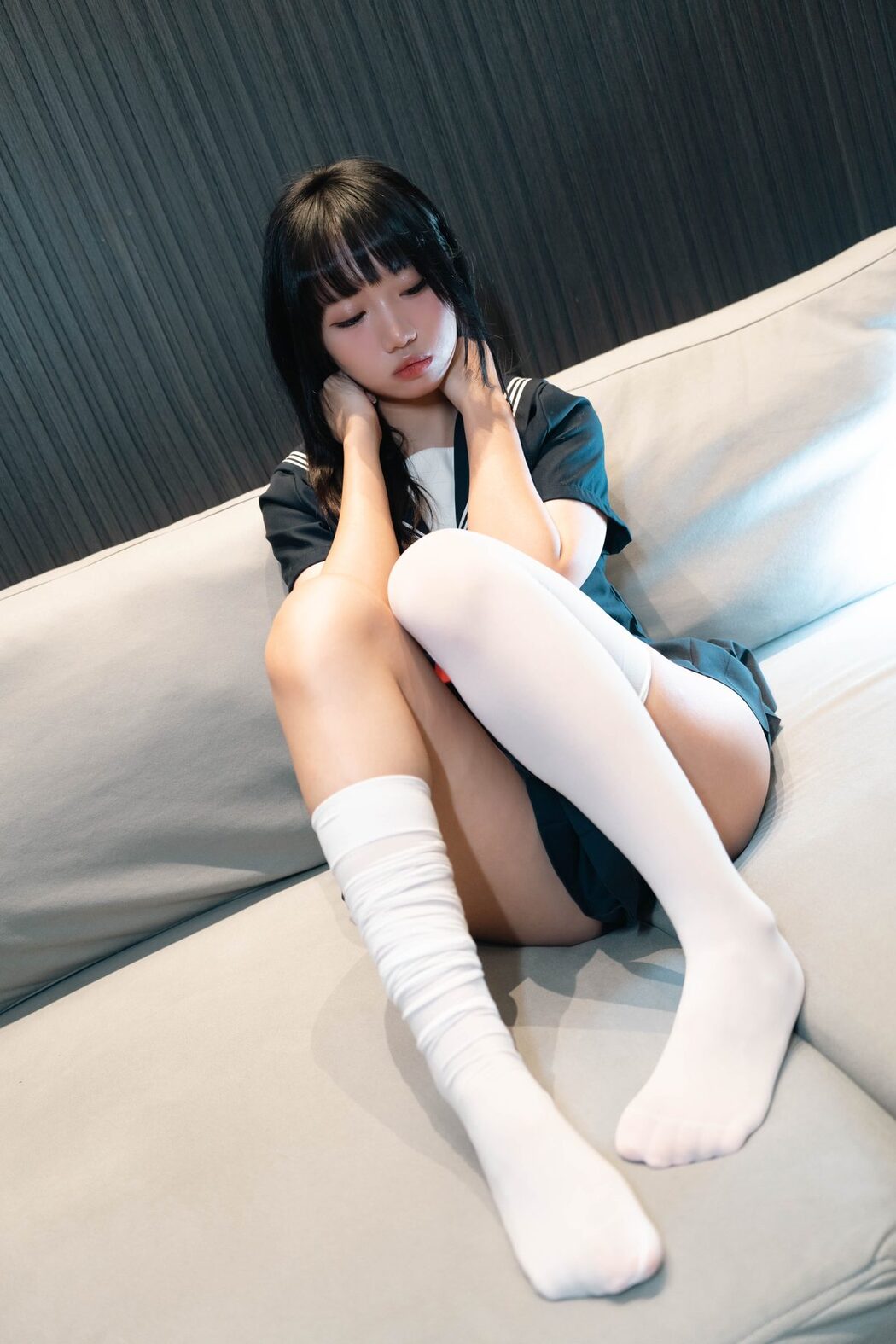 Coser@柒柒要乖哦 – 白丝死库水 A