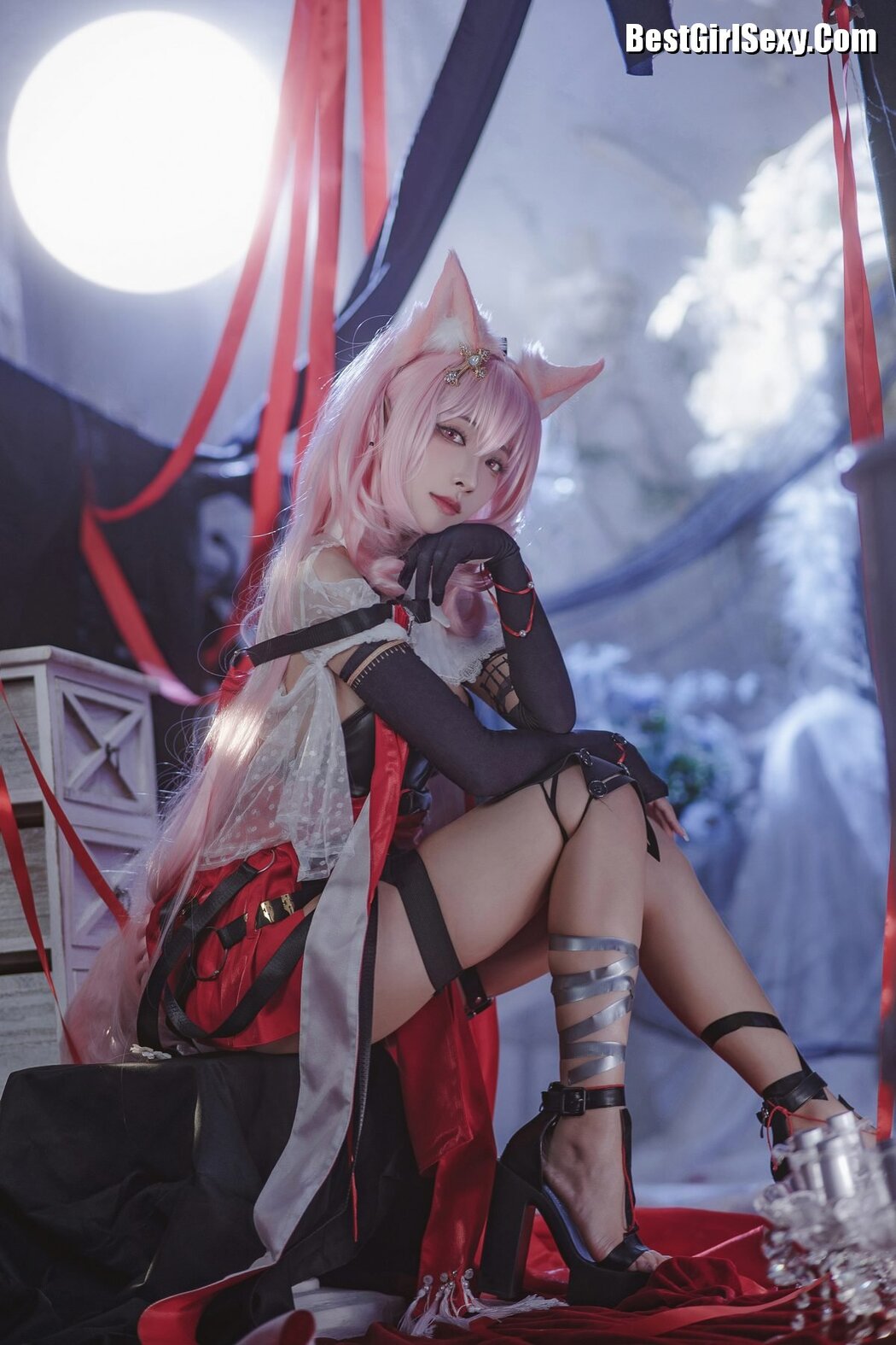 Coser@宮本桜 – 明日方舟 鸿雪