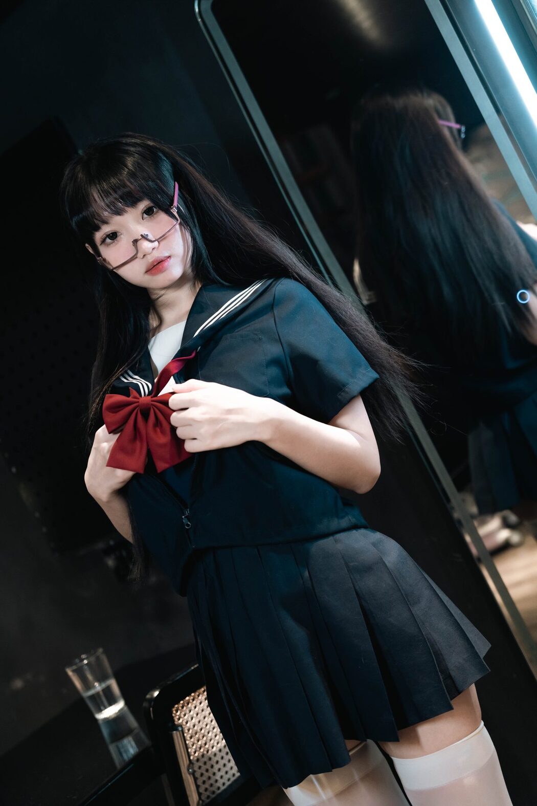 Coser@柒柒要乖哦 – 白丝死库水 A