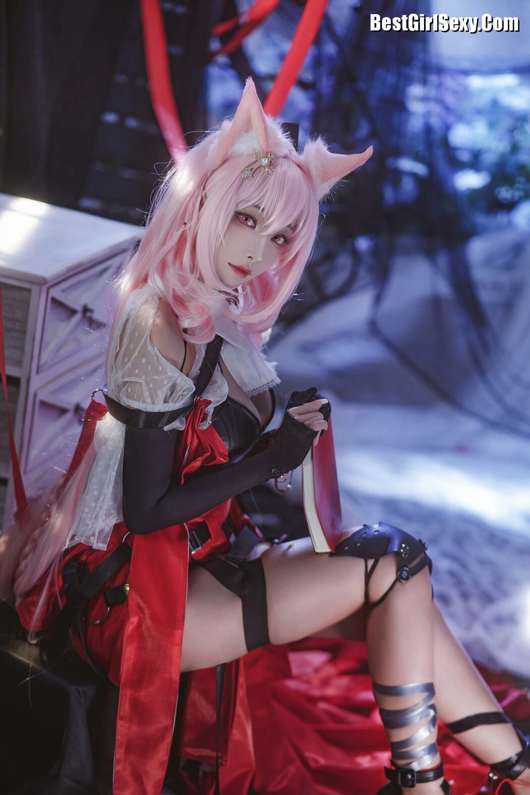 Coser@宮本桜 – 明日方舟 鸿雪