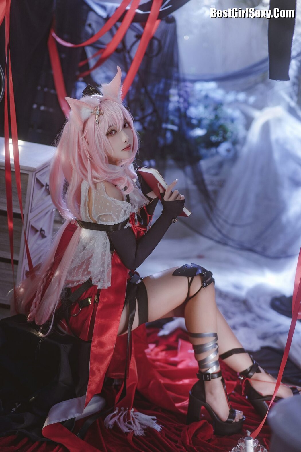 Coser@宮本桜 – 明日方舟 鸿雪