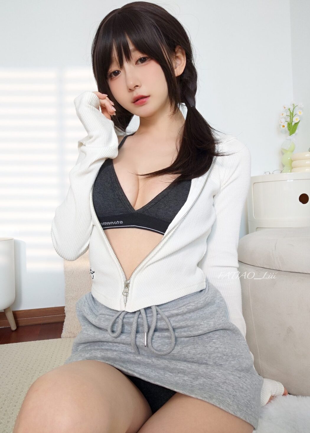 Coser@发条少女 迷之呆梨 – Fantia June 2023 8 Sets B