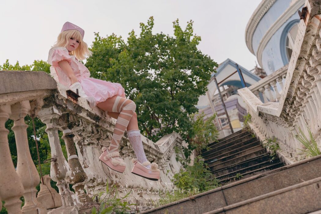 Coser@黏黏团子兔 – 遗失病栋 小花仙