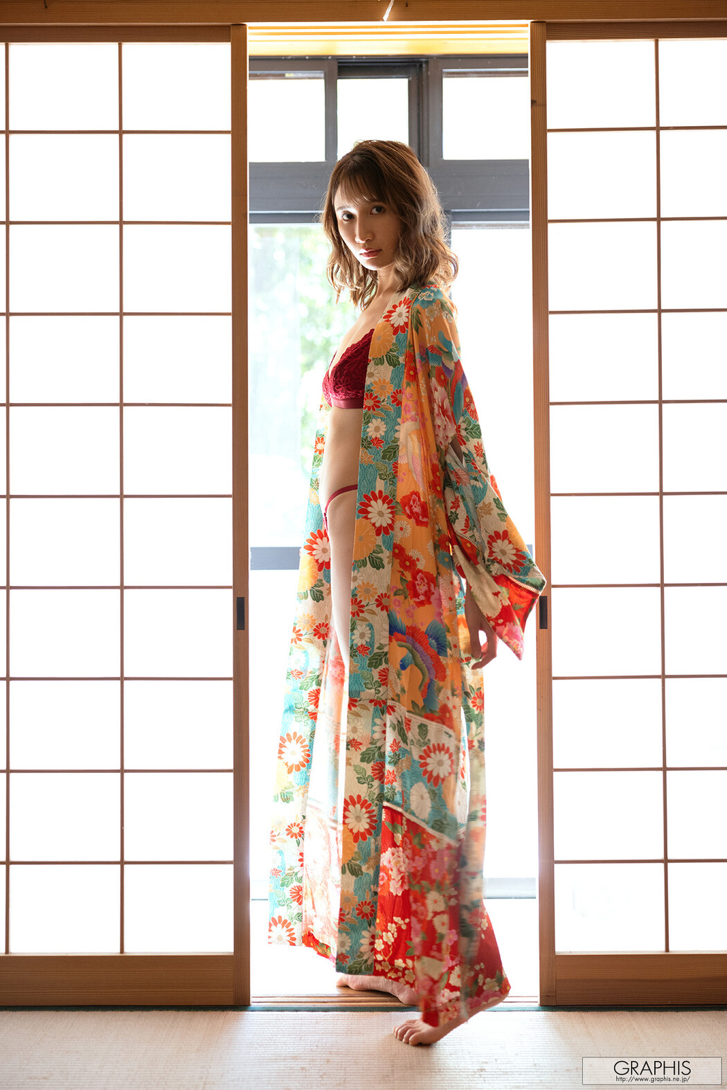 Sora Amakawa 天川そら, Graphis Early Summer Special [NATURAL] Vol.04