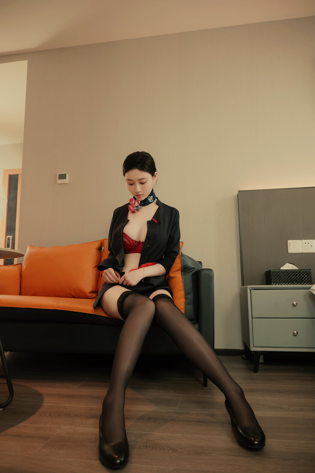 年年Nnian 空姐 &#038; 炽天使 Set.02