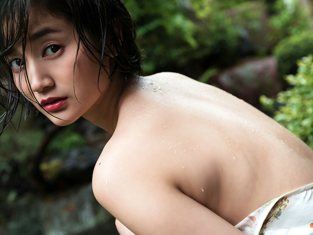 Arisa Deguchi 出口亜梨沙, FLASHデジタル写真集 [ずぶ濡れ報告] Set.01