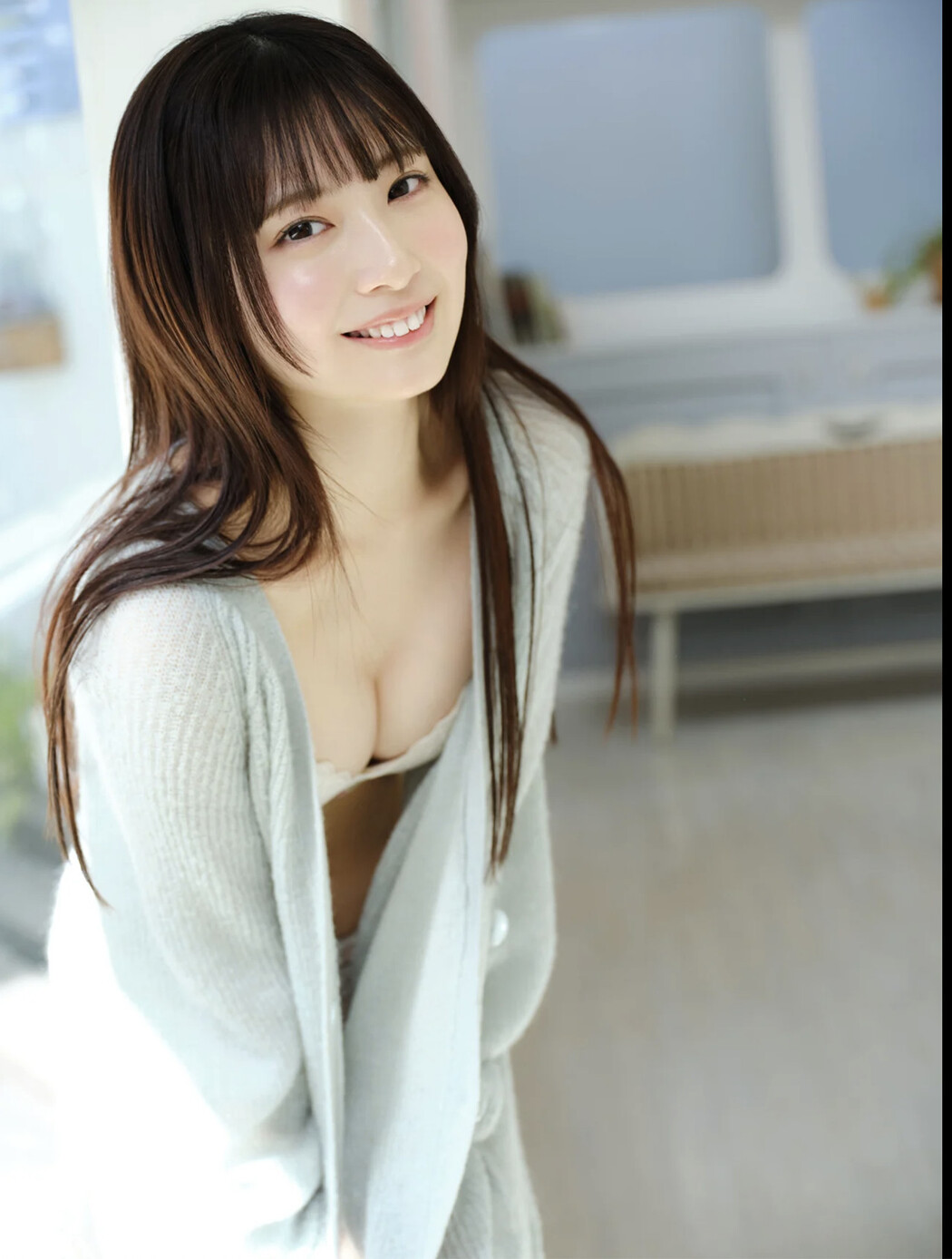 Maika Miokawa 澪川舞香, FRIDAY GOLD 2024