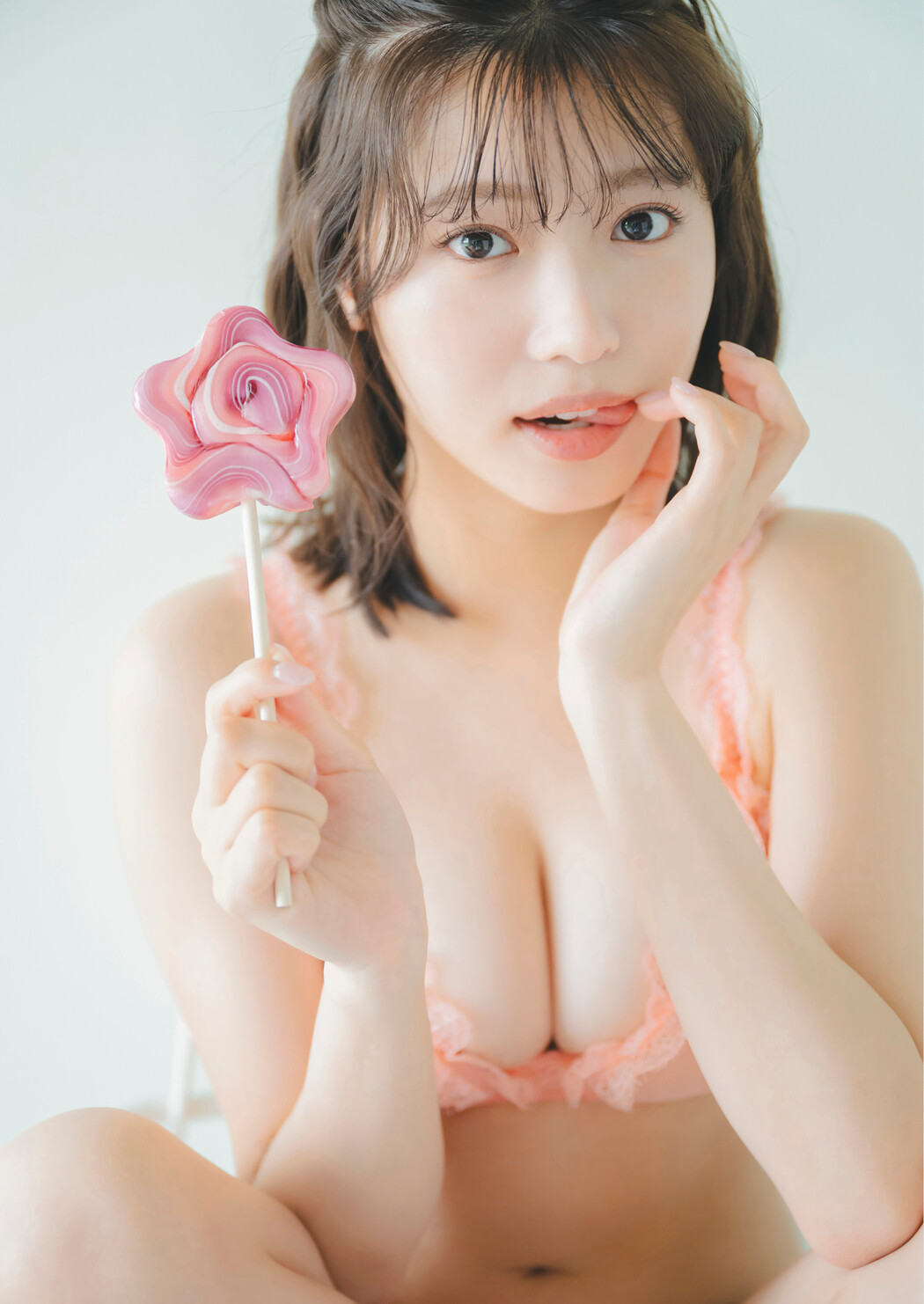 Airi Furuta 古田愛理, Young Jump 2024 No.39 (ヤングジャンプ 2024年39号)