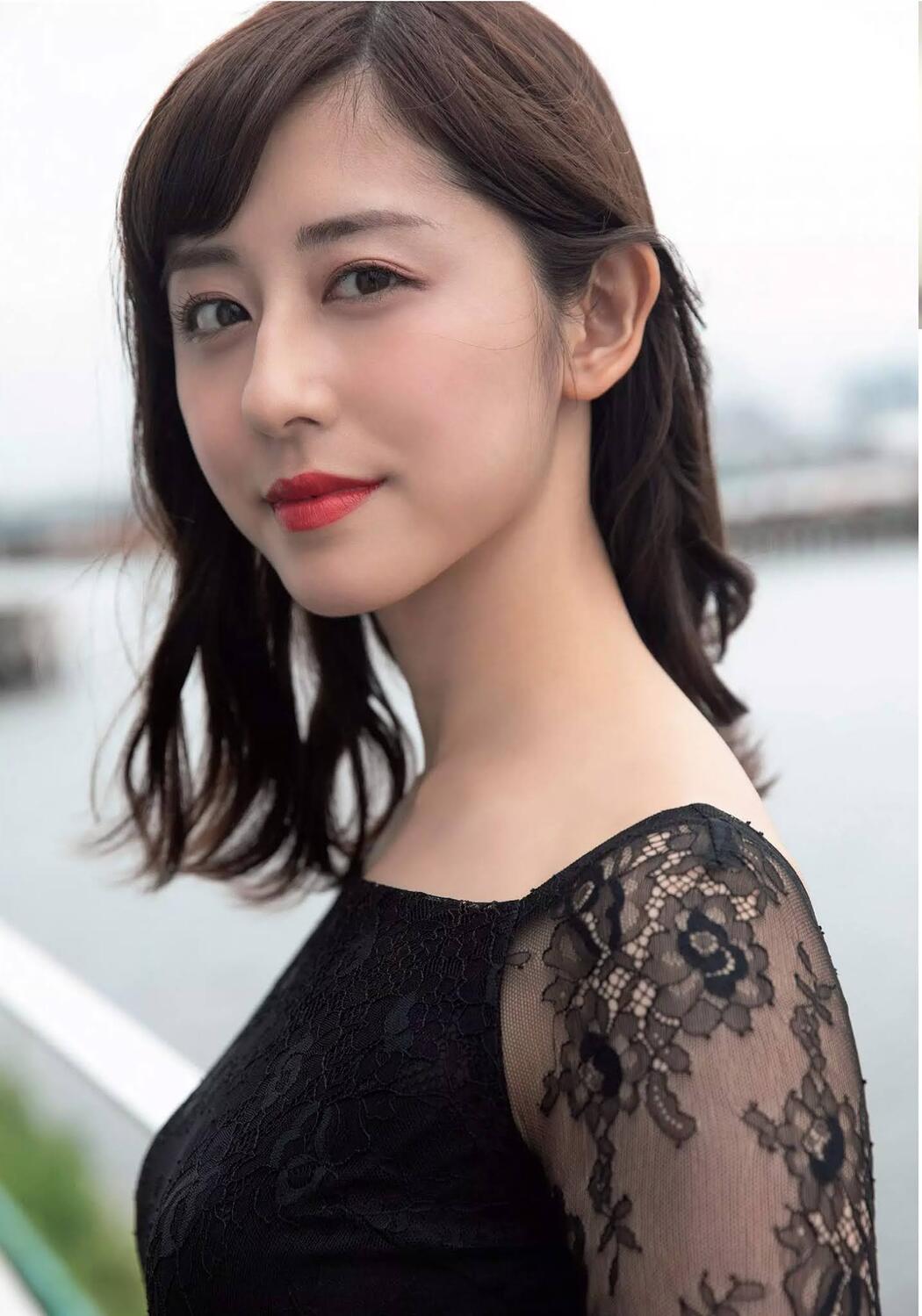 Chiharu Saito 斎藤ちはる, FLASH 2020.11.10 (フラッシュ 2020年11月10日号)