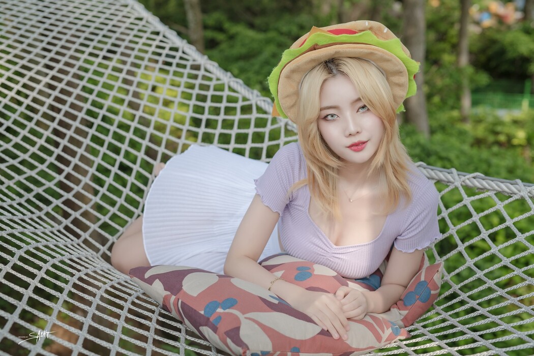 Yuna 유나, Saint PhotoLife Vol.14 &#8216;Jeju Story Part.1&#8217; Set.04