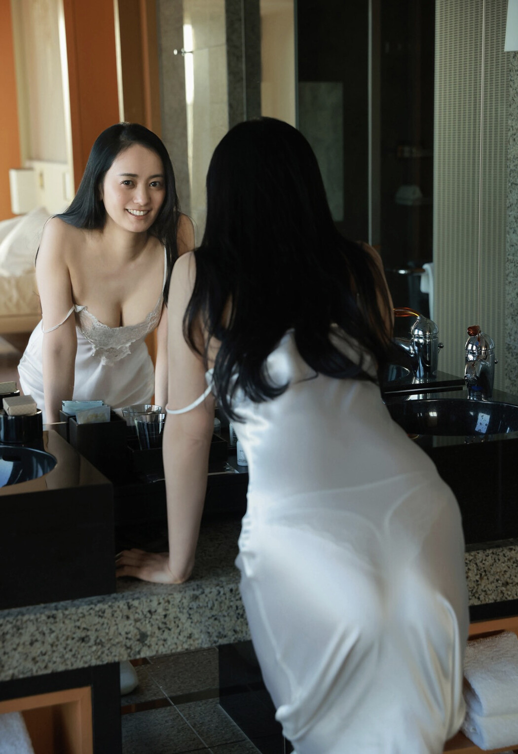 Mariko Seyama 脊山麻理子, FRIDAYデジタル写真集 「過去最高にいいオンナ」 Set.02 Cover Photo