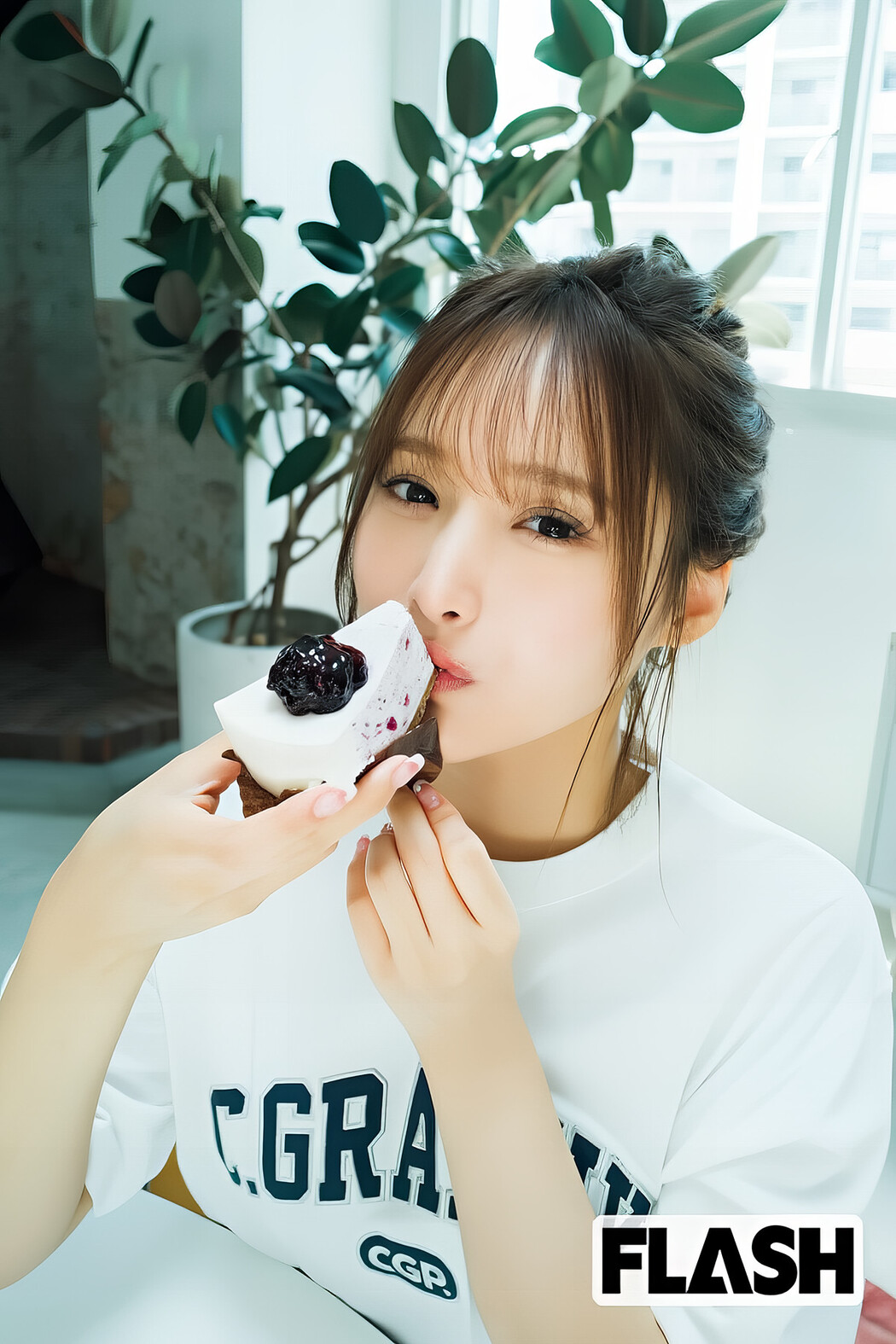 KIHO きほ, FLASH 2024.10.01 (フラッシュ 2024年10月1日号)