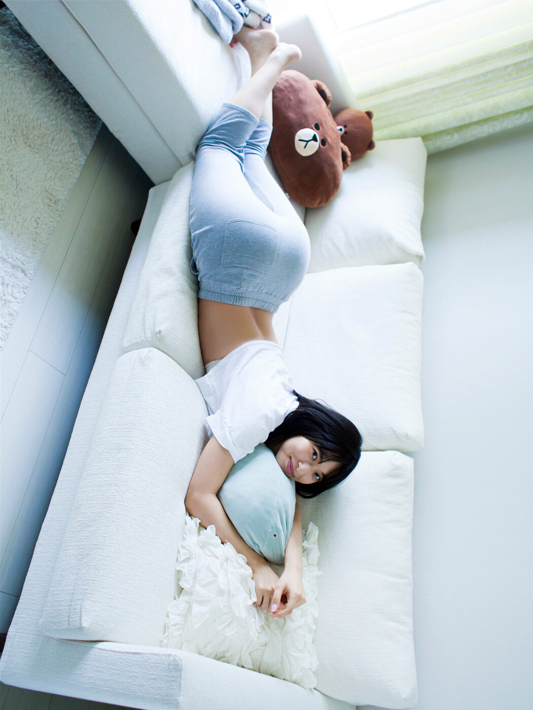 Yuka Kuramochi 倉持由香, FLASHデジタル写真集 自宅タワマン全力尻!前編『濡』 Set.01