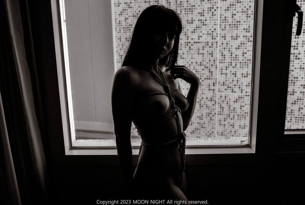 Min-Ah 민아, Moon Night Snap &#8216;Tie Min-Ah&#8217; Set.02