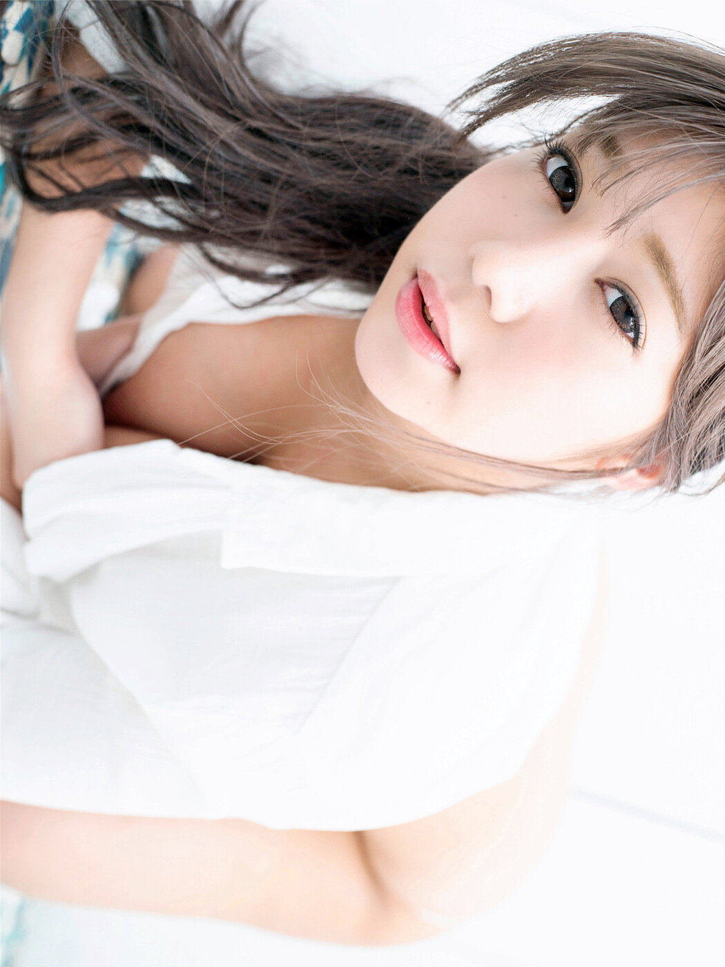Ru Yumemi 夢見るぅ, FLASHデジタル写真集 [カップクイーン”隊長”の快進撃] Set.01