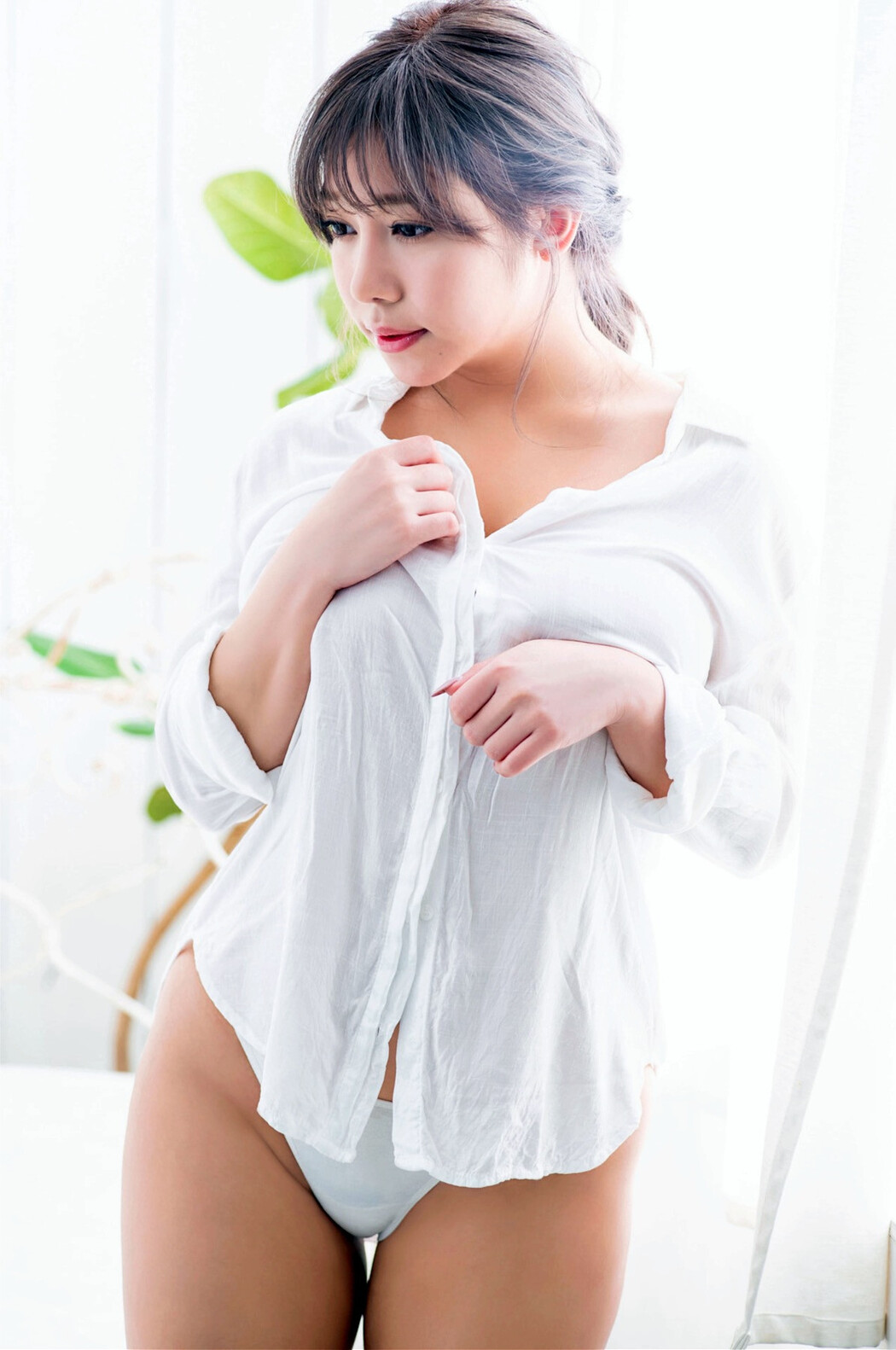 Ru Yumemi 夢見るぅ, FLASHデジタル写真集 [カップクイーン”隊長”の快進撃] Set.01