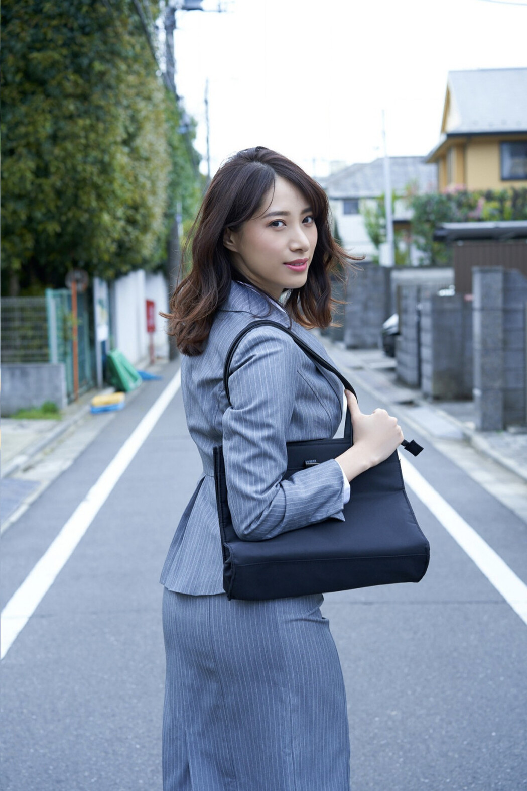 Yuka Someya 染谷有香, FLASH フラッシュ サンプル版 09.OLに染まる 10.お嬢様に染まる