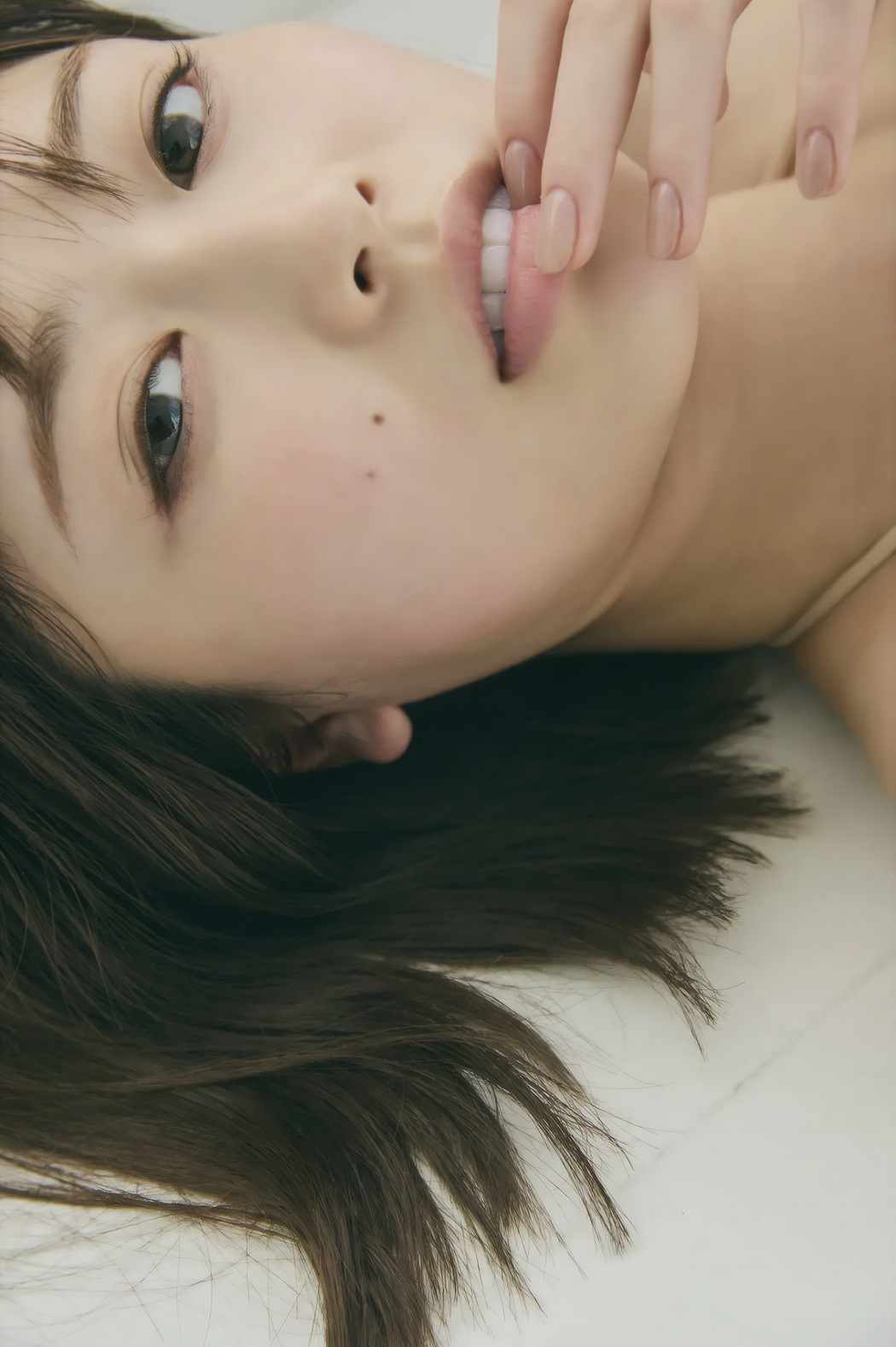 Yuzuha Saeki 冴木柚葉, FRIDAYデジタル写真集 [真昼のカノジョ] Set.01