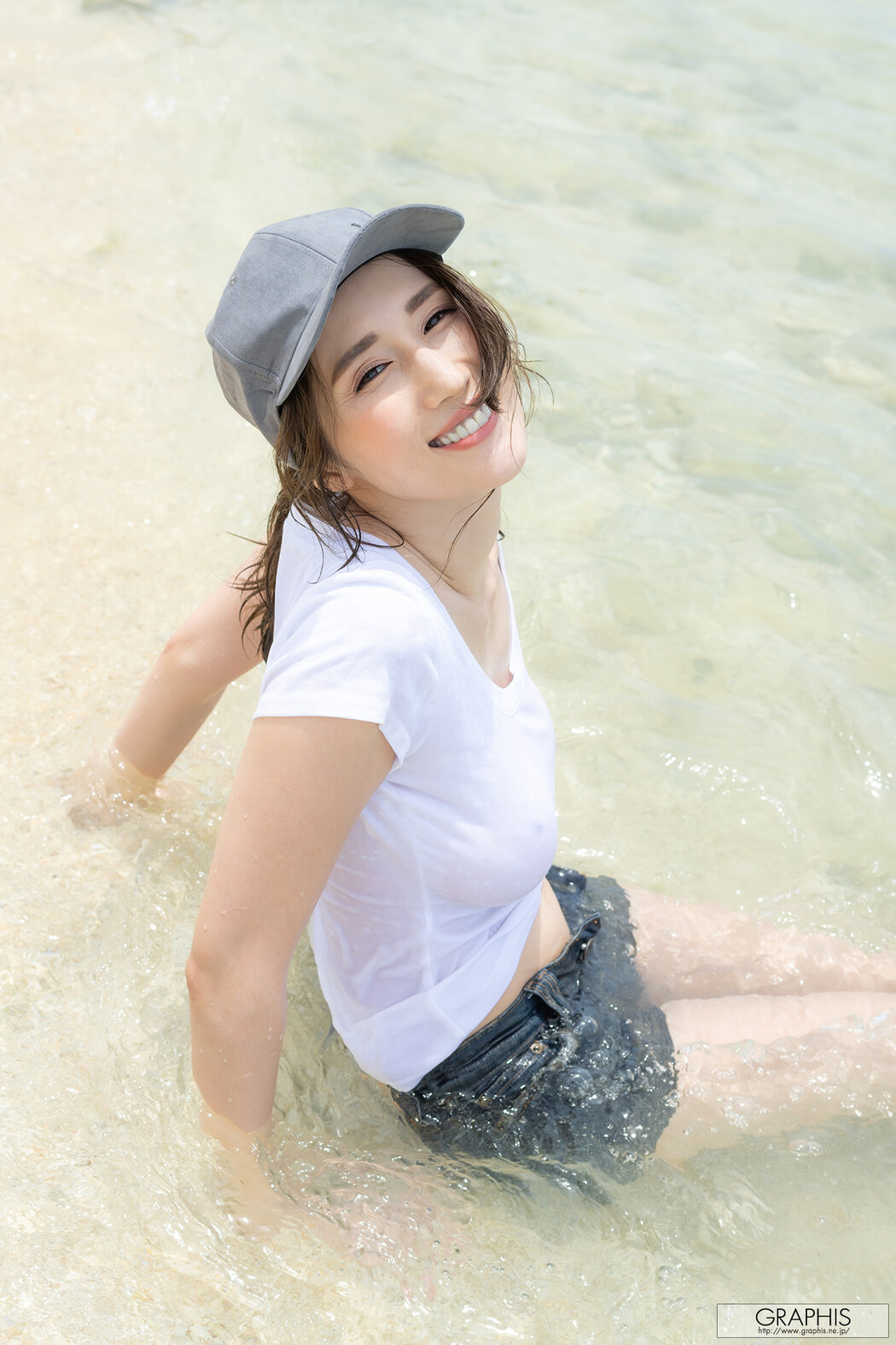 JULIA じゅりあ, Graphis Autumn Special [Real Woman] Vol.01