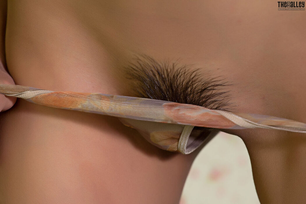 [The Black Alley] Arianna Set.04