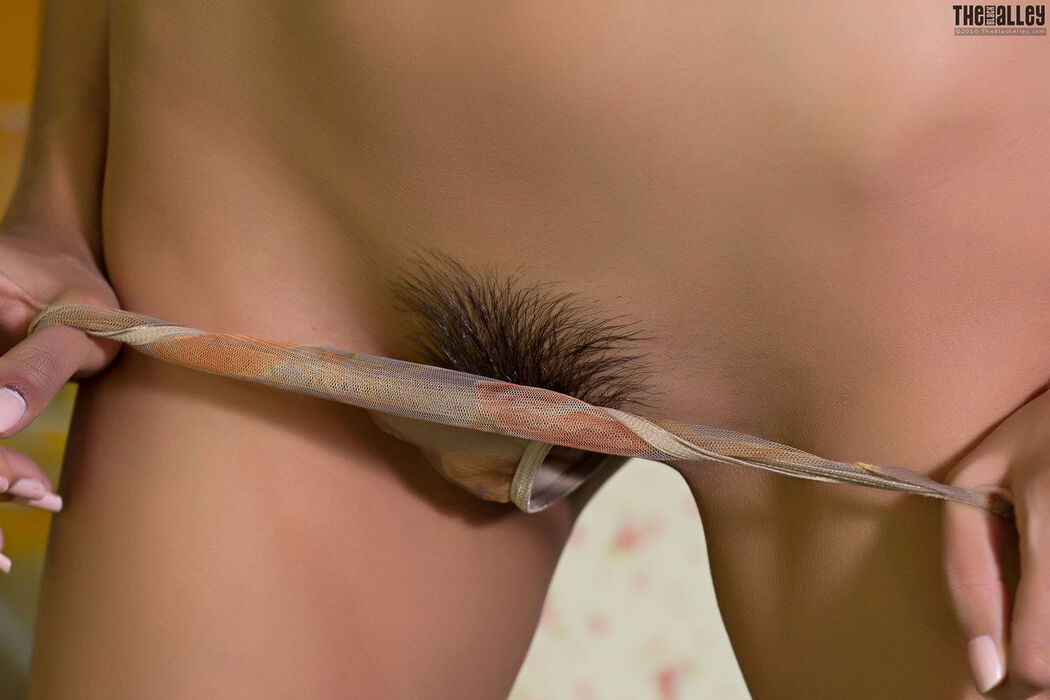 [The Black Alley] Arianna Set.04