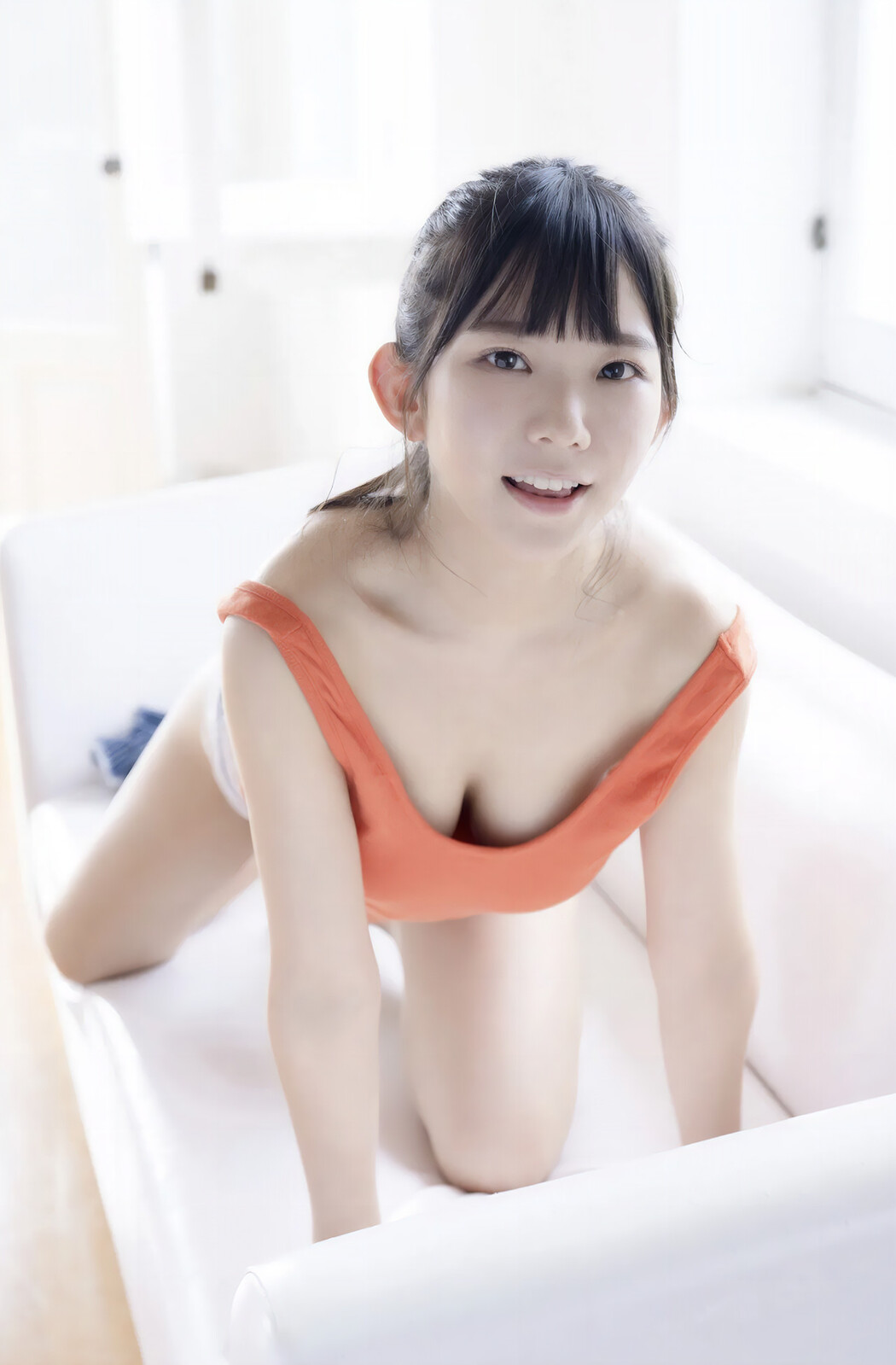 Marina Nagasawa 長澤茉里奈, FRIDAYデジタル写真集 「まりちゅうイーツのお届けでーす!」 Set.01