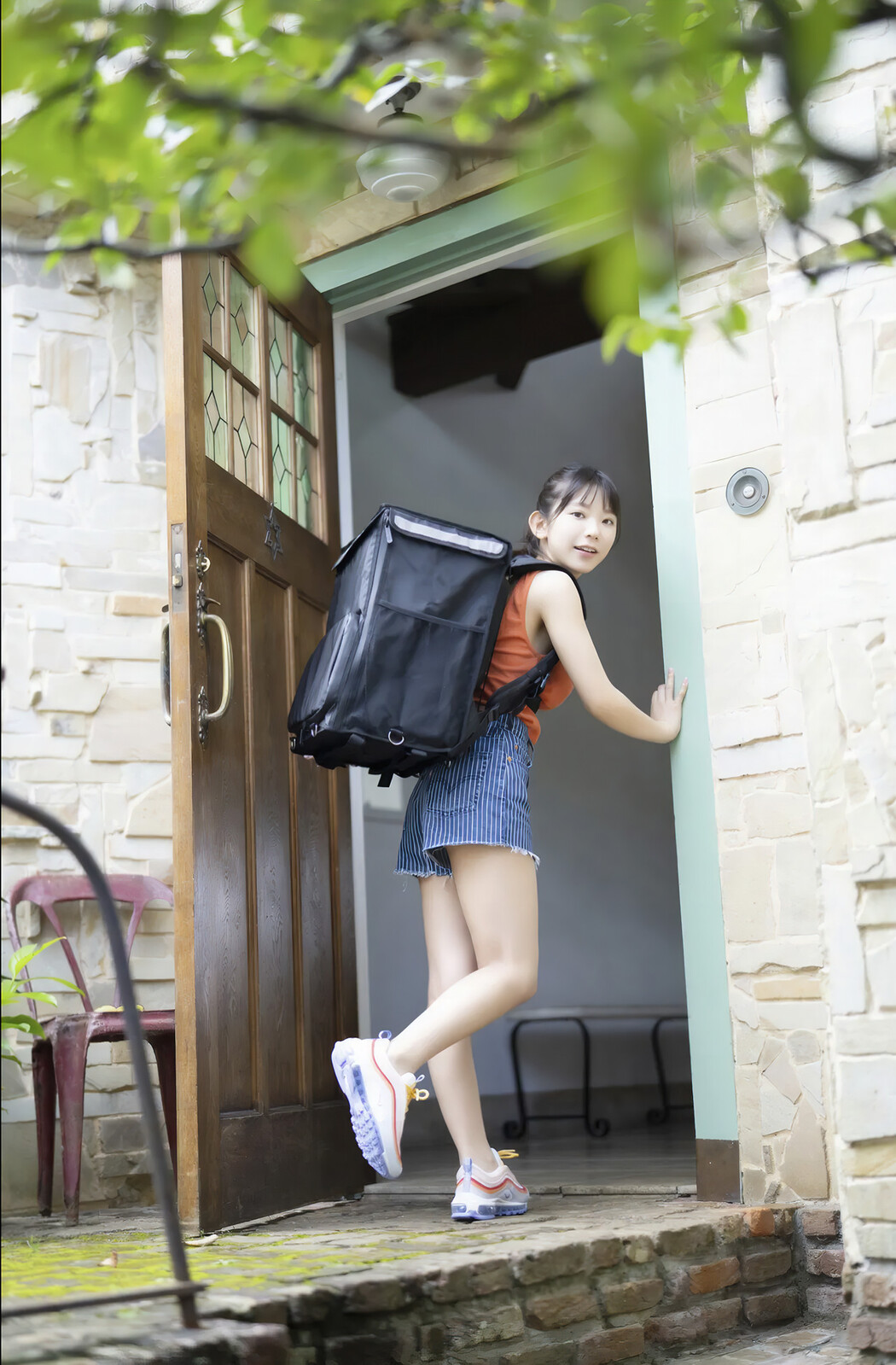 Marina Nagasawa 長澤茉里奈, FRIDAYデジタル写真集 「まりちゅうイーツのお届けでーす!」 Set.01