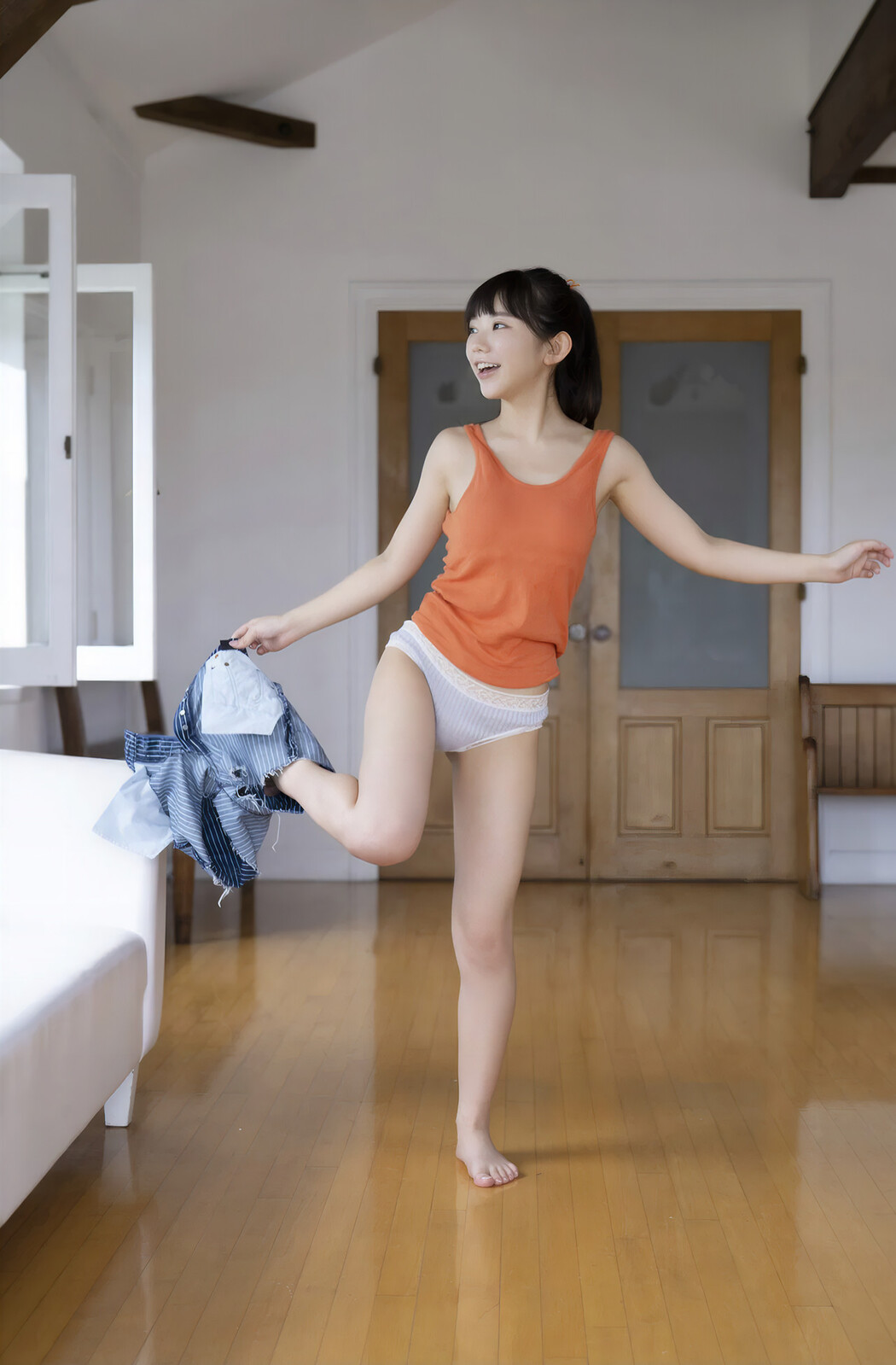 Marina Nagasawa 長澤茉里奈, FRIDAYデジタル写真集 「まりちゅうイーツのお届けでーす!」 Set.01