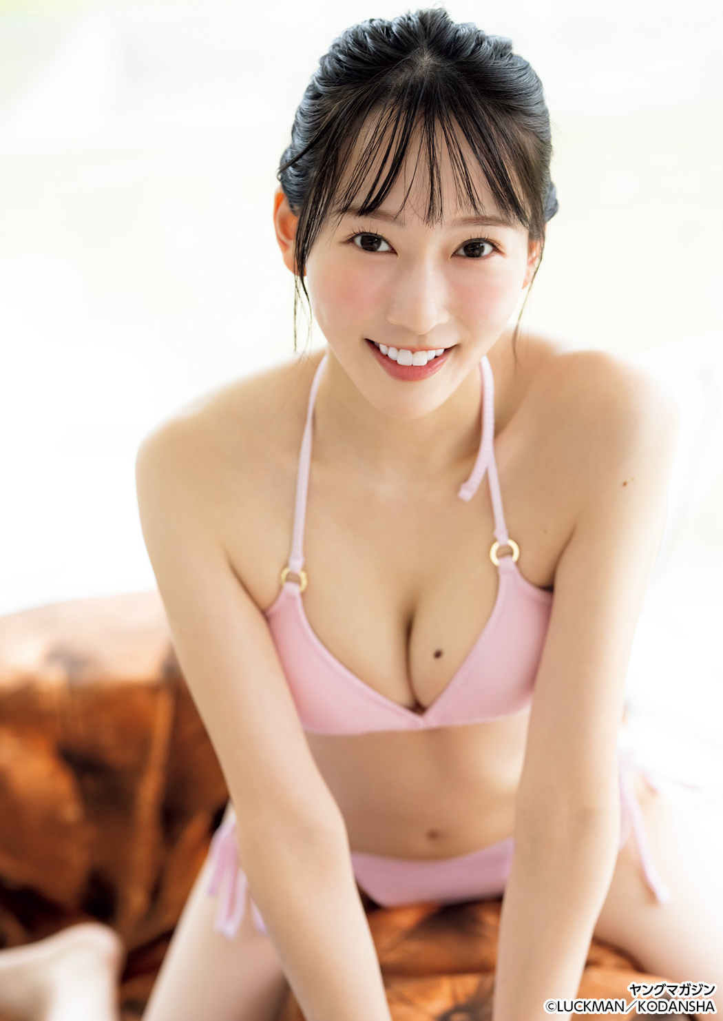 Yulano Ochi 越智ゆらの, Young Magazine 2025 No.01 (ヤングマガジン 2025年1号)