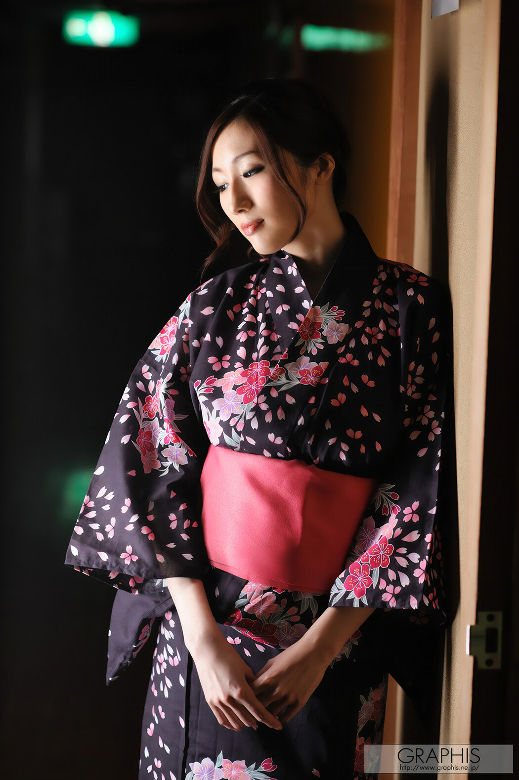 JULIA じゅりあ, Graphis Gals 「Back to the Future」 Set.04 Cover Photo