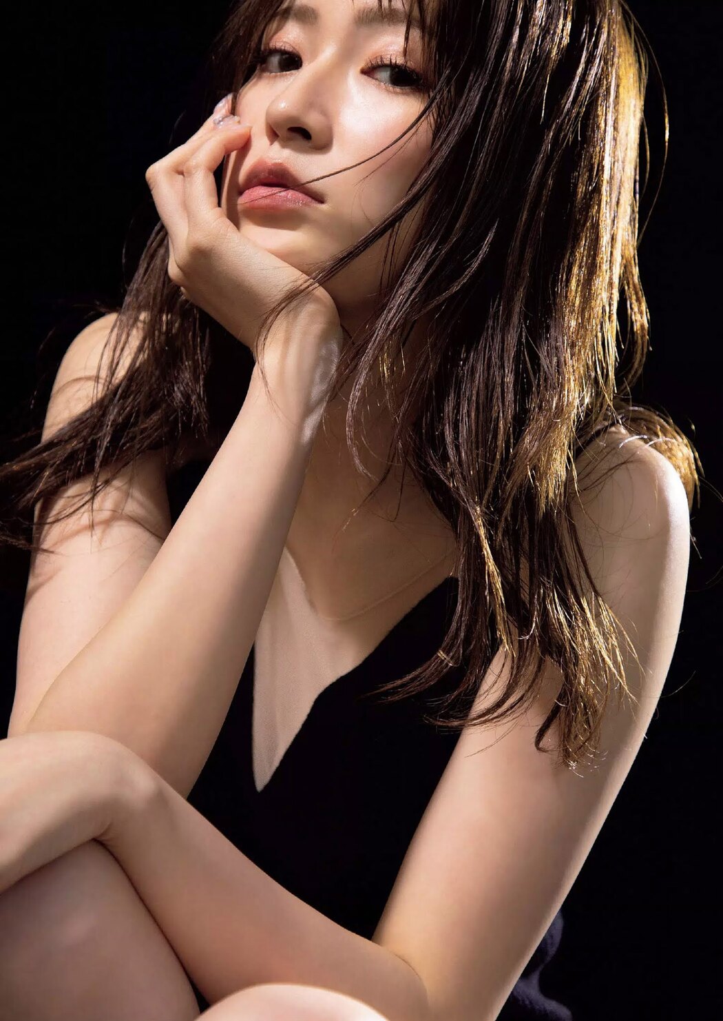 Akari Yoshida 吉田朱里, Weekly Playboy 2020 No.49 (週刊プレイボーイ 2020年49号)