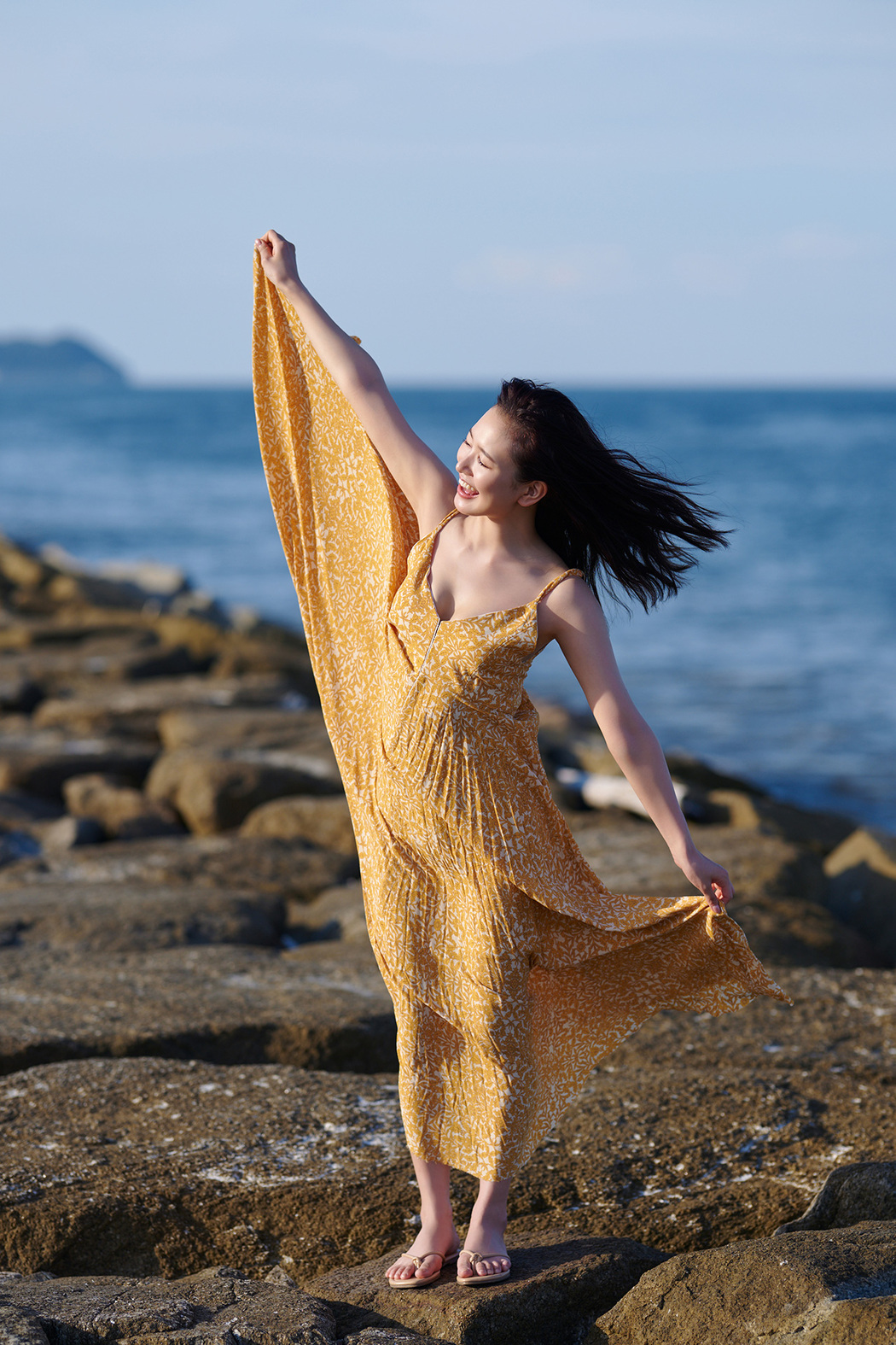 Haruka Kodama 兒玉遥, FLASHデジタル写真集 「太陽のkiss」 Set.02 Cover Photo