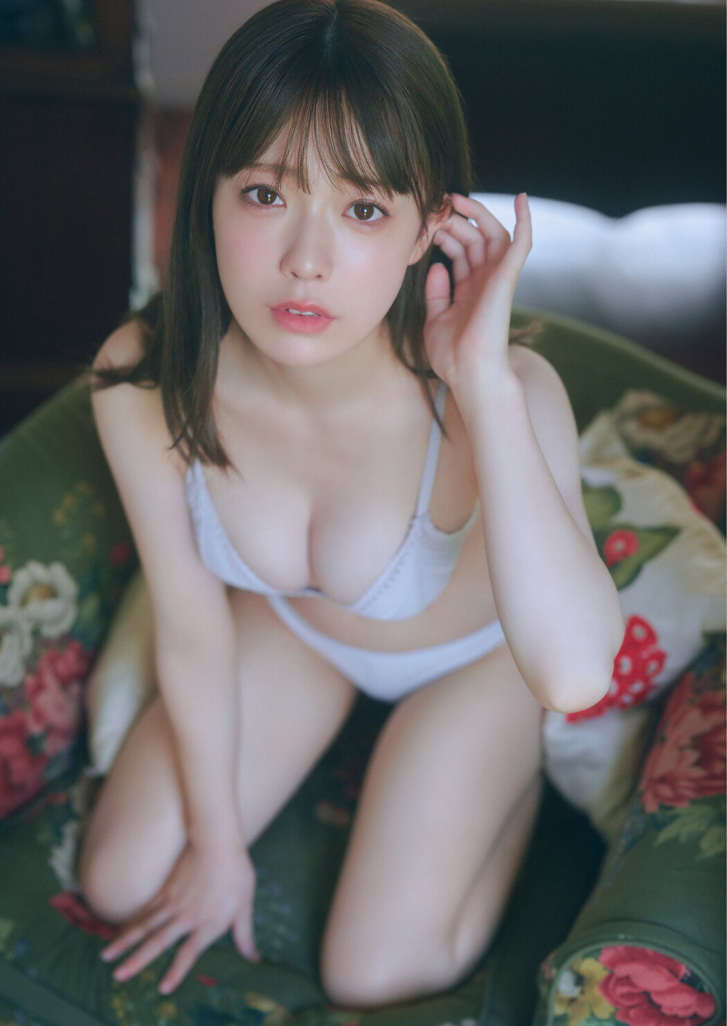 Kira Shiomi 塩見きら, Young Jump 2025 No.02 (ヤングジャンプ 2025年2号)