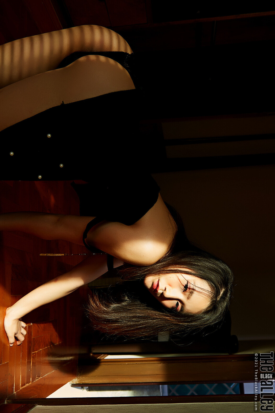 Chia Ling The Black Alley Photobook Set.41