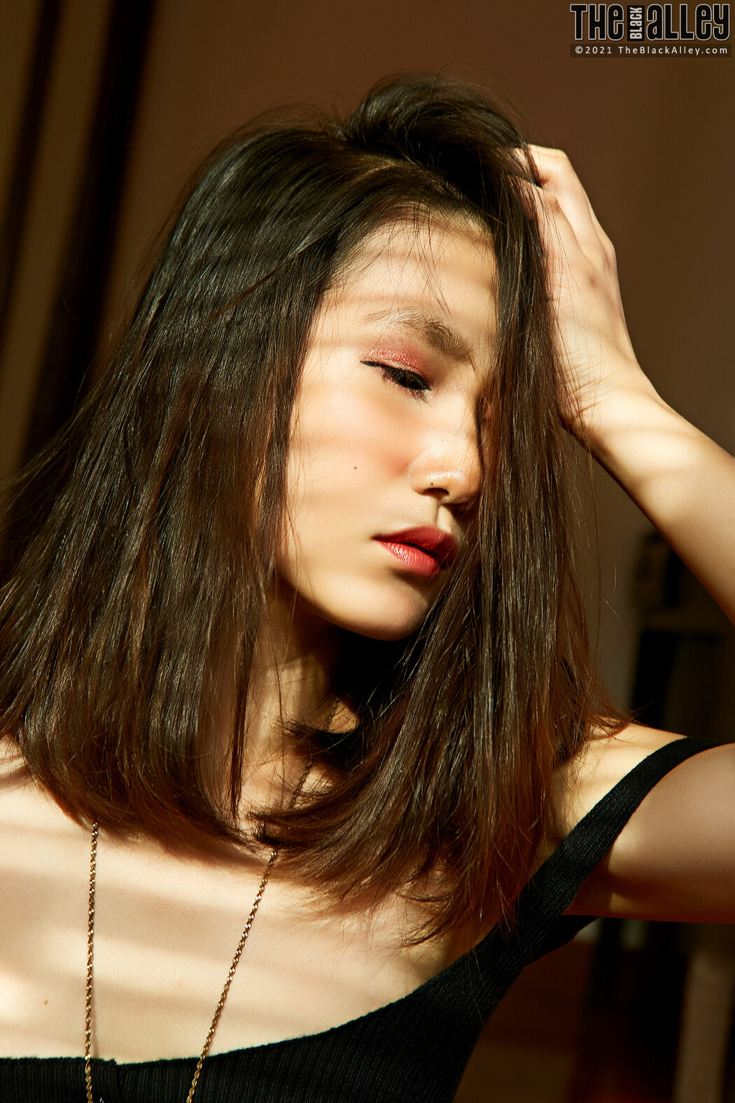 Chia Ling The Black Alley Photobook Set.41