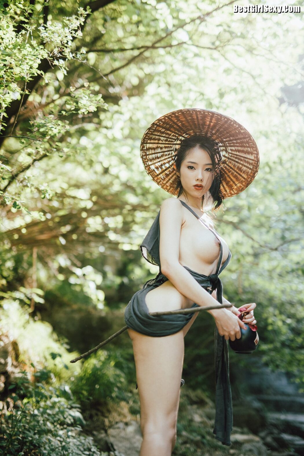 Coser@钛合金TiTi – 山间 B