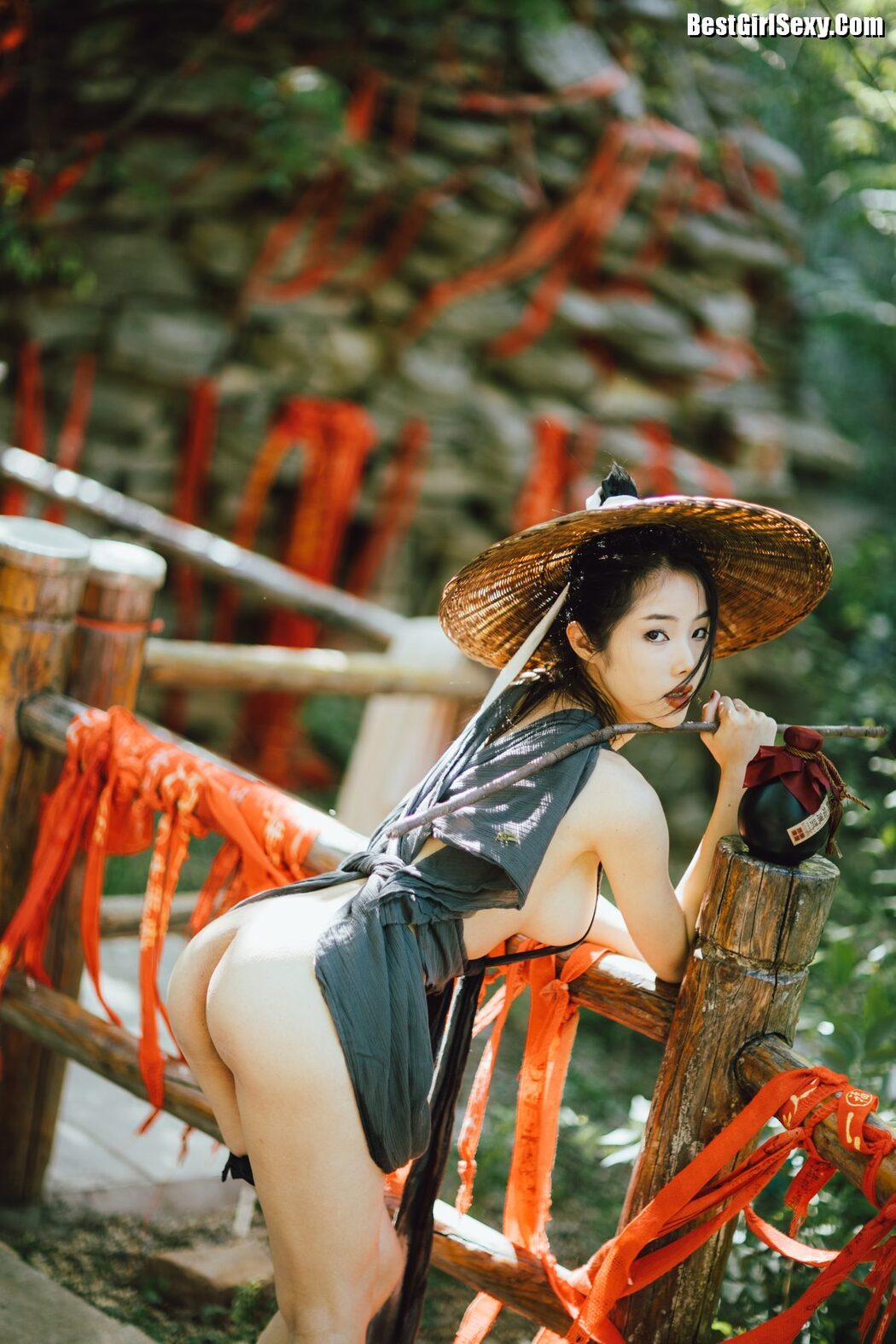 Coser@钛合金TiTi – 山间 B