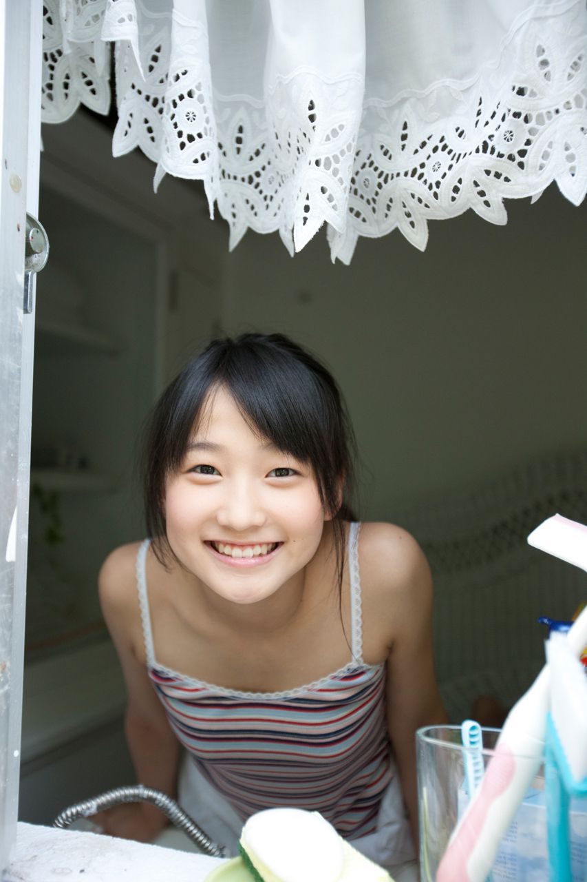 Riho Sayashi Riho Sayashi [Hello! Project Digital Books] Vol.93