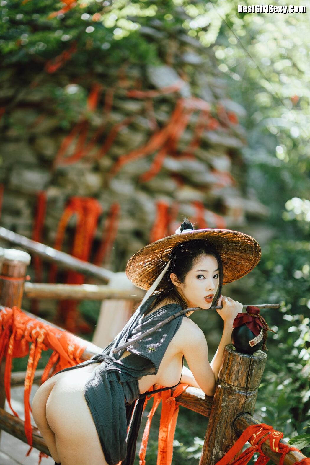 Coser@钛合金TiTi – 山间 B