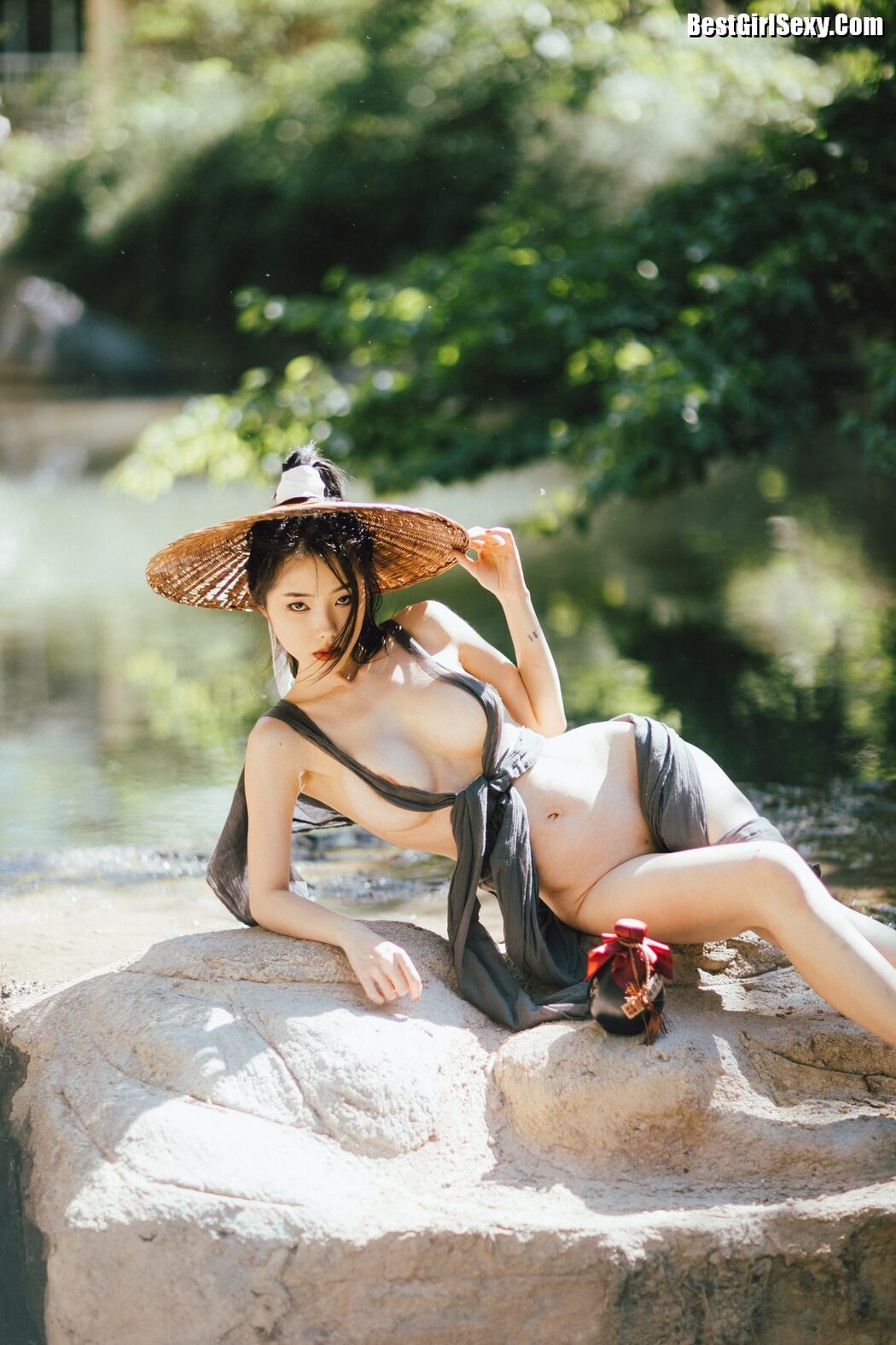 Coser@钛合金TiTi – 山间 A