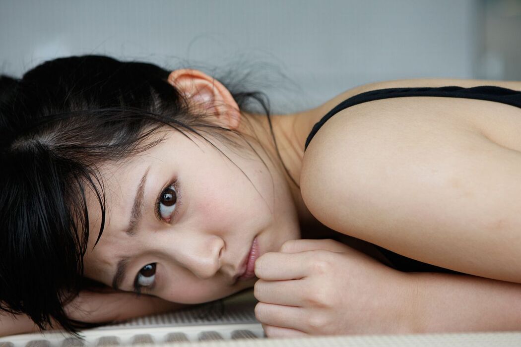 Airi Suzuki [Hello! Project Digital Books] Vol.90